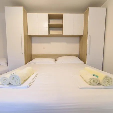 Jeli * Starigrad Paklenica