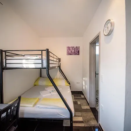 Jeli Apartmán Starigrad Paklenica