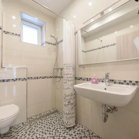 Apartment Jeli