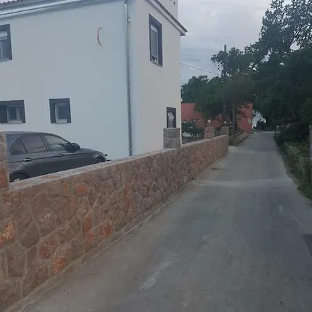 Jeli Apartment