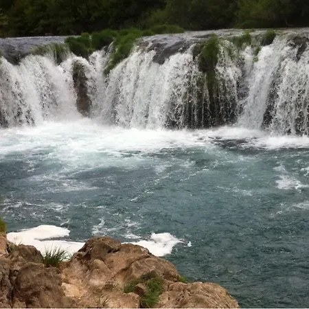 Jeli * Starigrad Paklenica
