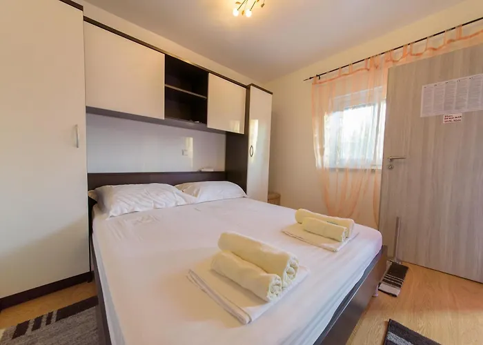 Jeli Starigrad Paklenica