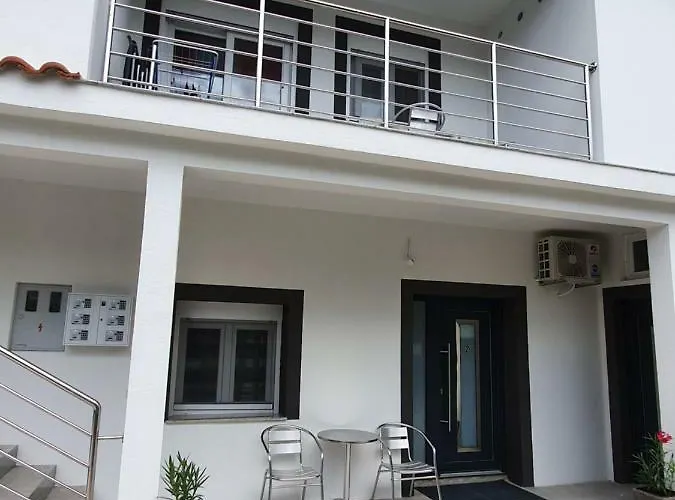 Jeli * Starigrad Paklenica